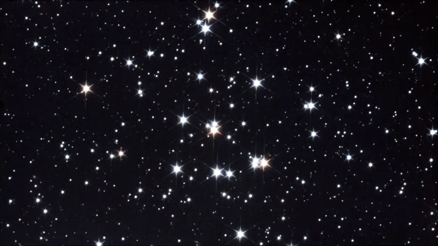 Perché le stelle brillano: la spiegazione fisica